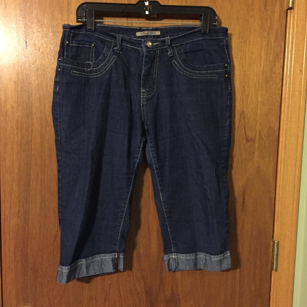 Lovely Girl Capri Pants Size 13/14